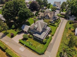 2 Ozone Rd, Branford, CT 06405