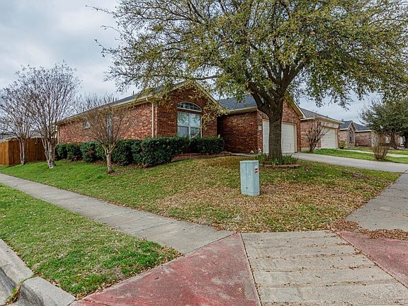 2nd image of 4020 Big Thicket Dr
