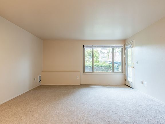 3rd image of 2424 NW 59th St APT 102