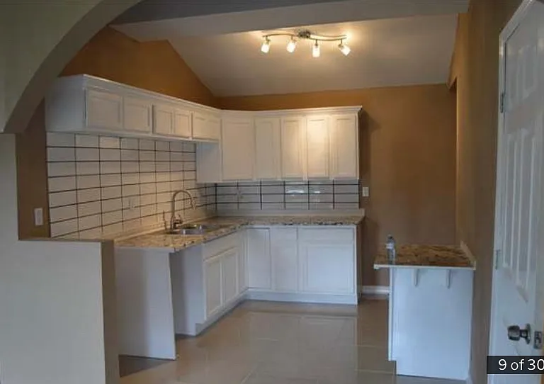 4549 Wilson Ave — Photo 6