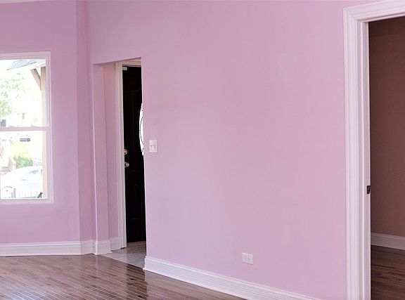 4th image of 831 N Laramie Ave