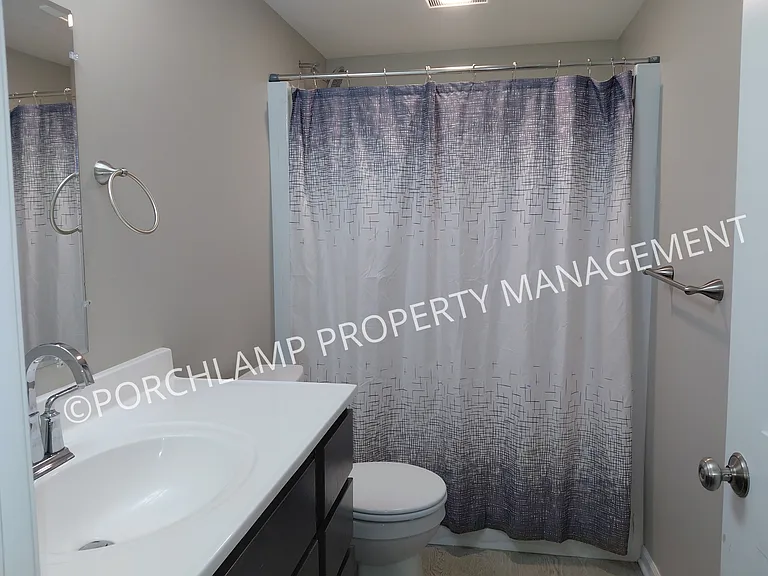 4546 Sarafield St NE — Photo 19