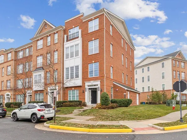 23567 Belvoir Woods Ter, Ashburn, VA 20148