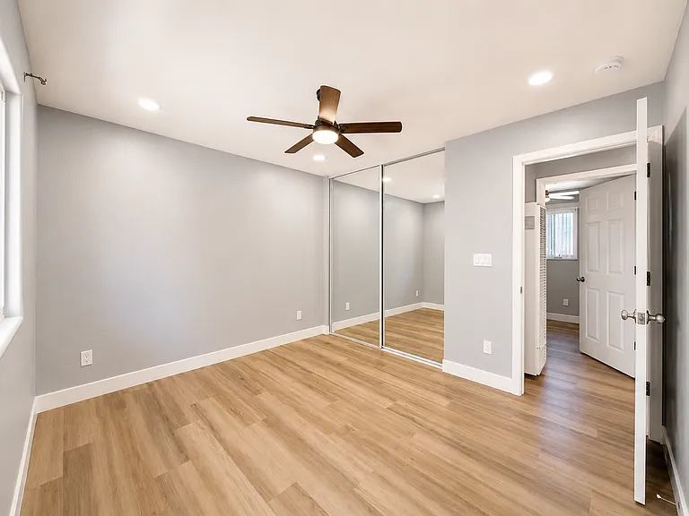 4727 Redland Dr — Photo 6