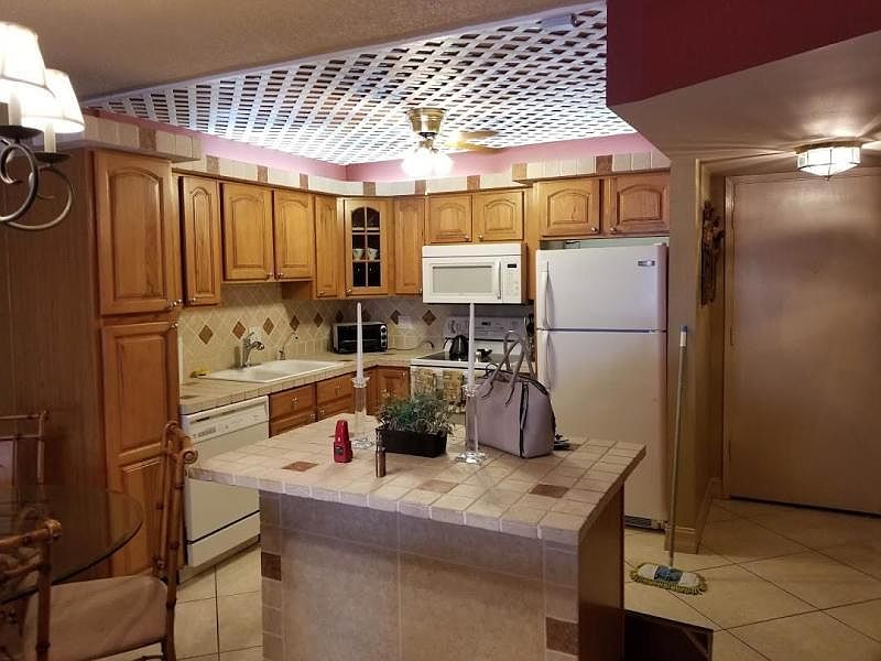 1st image of 253 S Cypress Rd APT 225