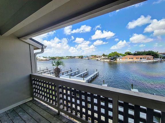 3rd image of 2602 Bayhouse Dr