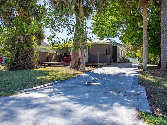 4th image of 6095 7th St