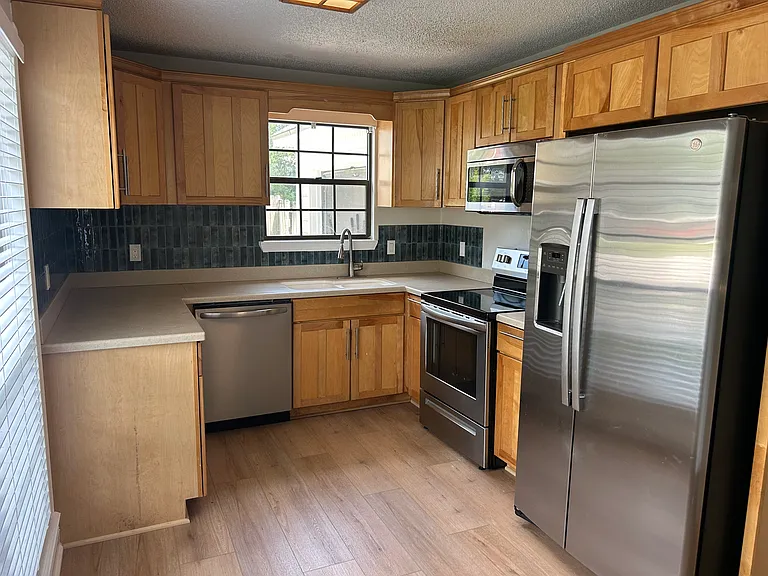 2443 Footbridge Ln — Photo 20
