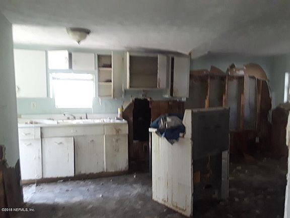 5th image of 2624 Clyde Dr