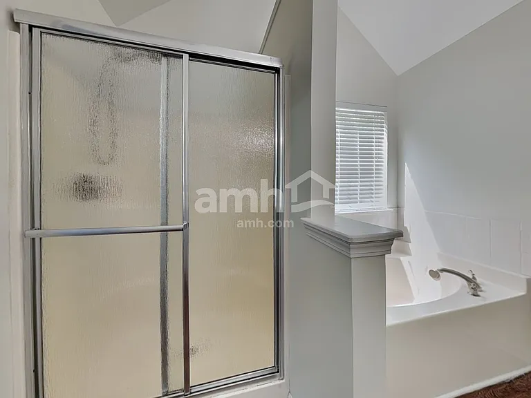 5223 Sunriver Rd — Photo 12