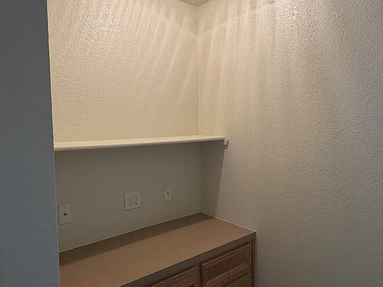 1207 Cinch Dr #B — Photo 5