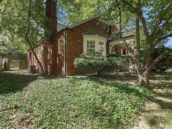 2nd image of 7514 Forest View Dr