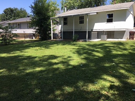 5th image of 3808 W Vinton Ave