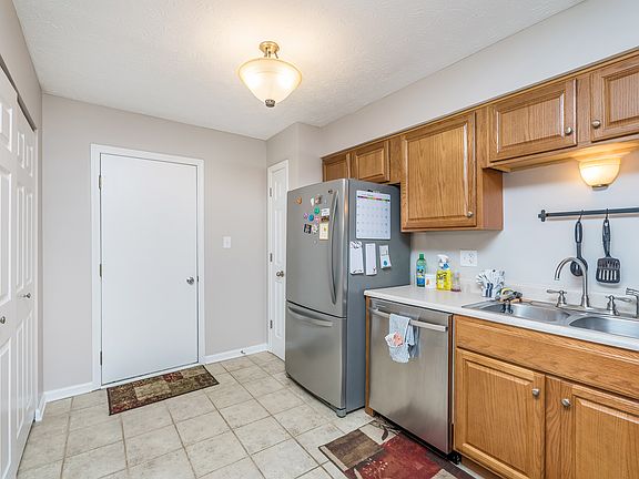 5th image of 6423 Cotton Bay Dr N
