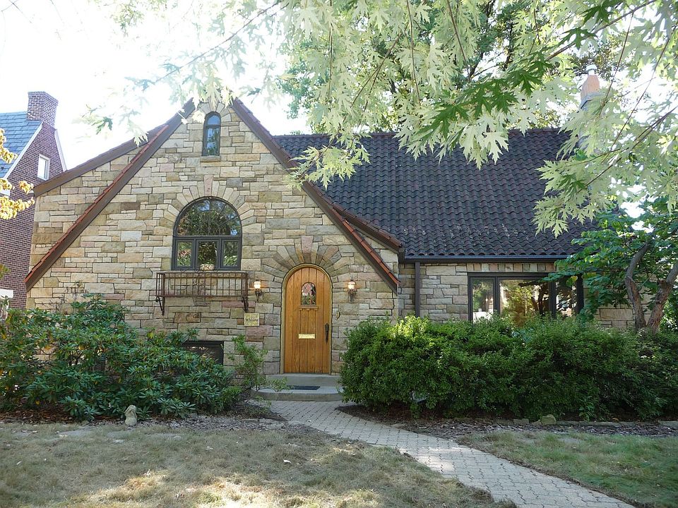 stone tudor