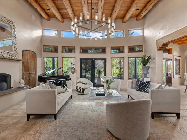 794 Camino Francisca, Santa Fe, NM 87506