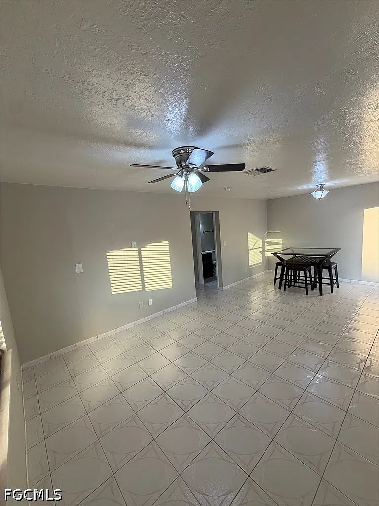 2 bed, 2.0 bath, 854 sqft, $1,400 — Photo 3