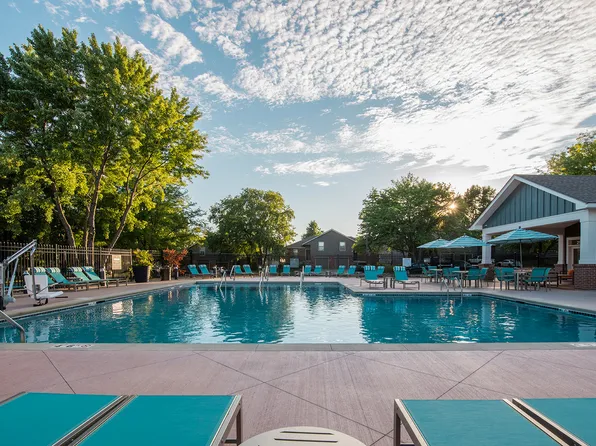 Barrington Park Townhomes