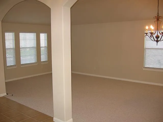 913 Rochester Castle Way — Photo 2