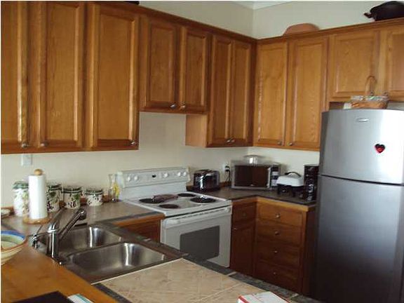 4th image of 420 Oak Harbour Ln APT 101