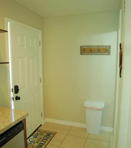 807 Adams St — Photo 19