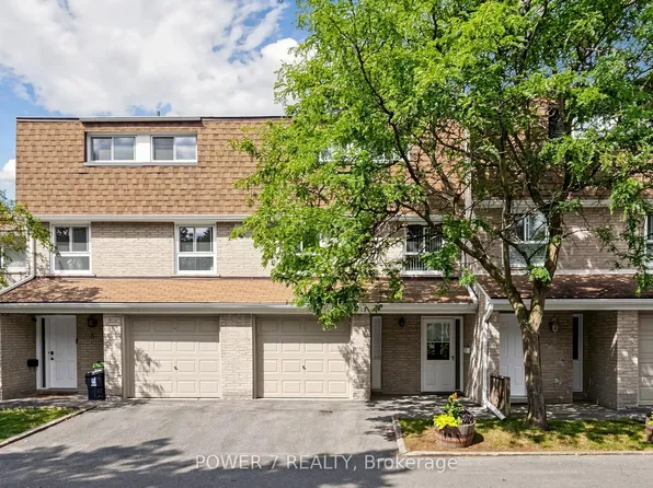 77 Rameau Dr #5, Toronto, ON M2H 1T6