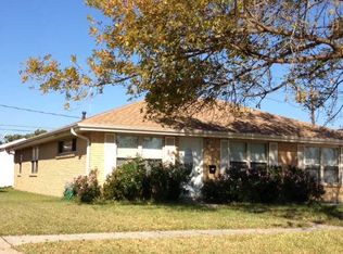 2908 Charles Dr, Chalmette, LA 70043