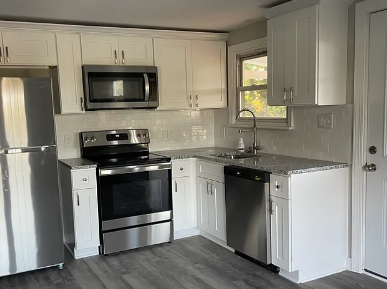 21 Beecher Ave — Photo 6