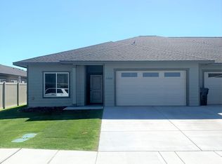 6403 Sand Dune Ln, Pasco, WA 99301