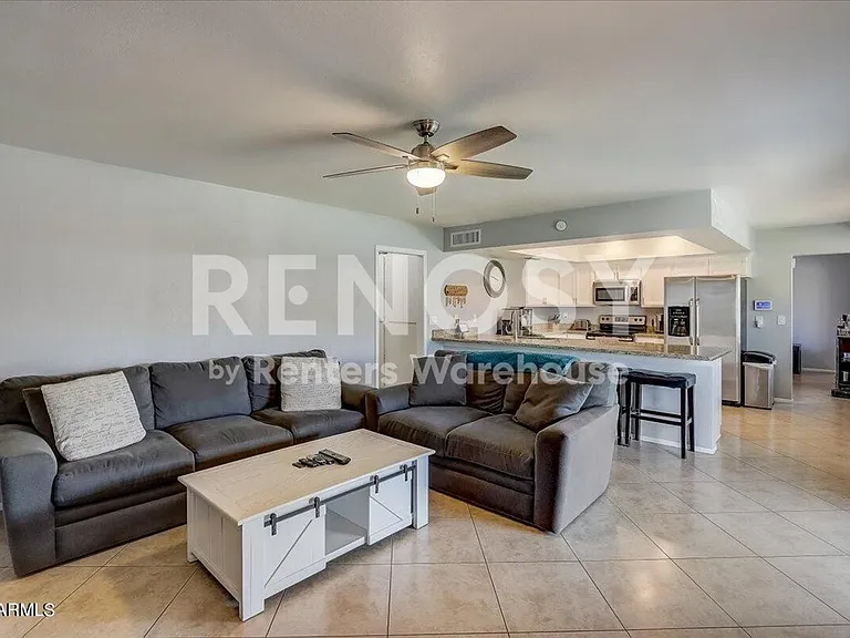 4145 W Danbury Dr — Photo 16