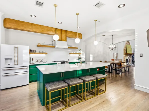 13641 Cobblestone Dr, Farmers Branch, TX 75244