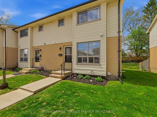 135 Belmont Dr #4, London, ON N6J 4J3
