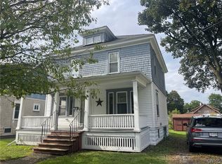 582 Elizabeth St, Oneida, NY 13421