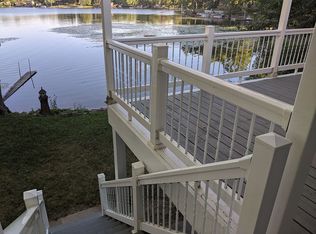 911 N Rock Lake Dr, Vestaburg, MI 48891