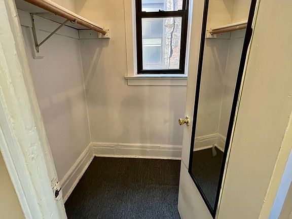 5th image of 5018-20 S Blackstone Ave #303