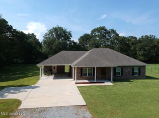 48 George Ford Rd, Carriere, MS 39426