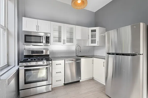 Rented by Corcoran | media 8