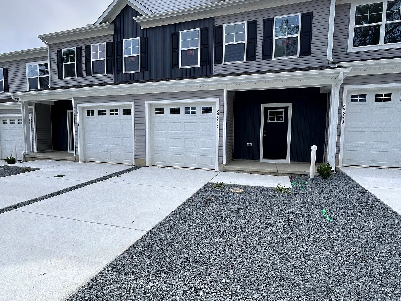 3 bed, 2.5 bath, 1625 sqft, $2,199 — Photo 3