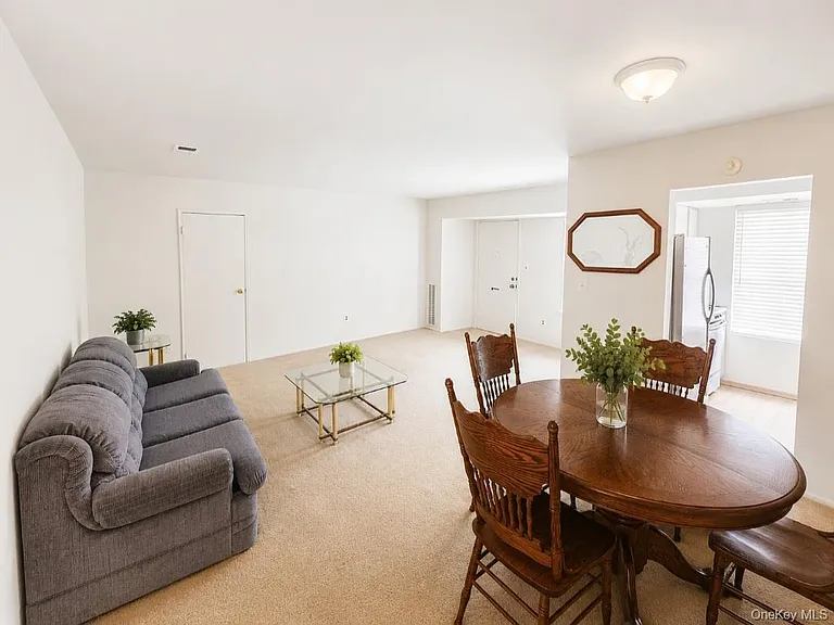 11 Laramie Ct #L11 — Photo 7