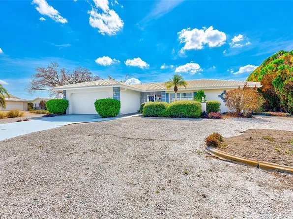 43 Windsor Dr, Englewood, FL 34223