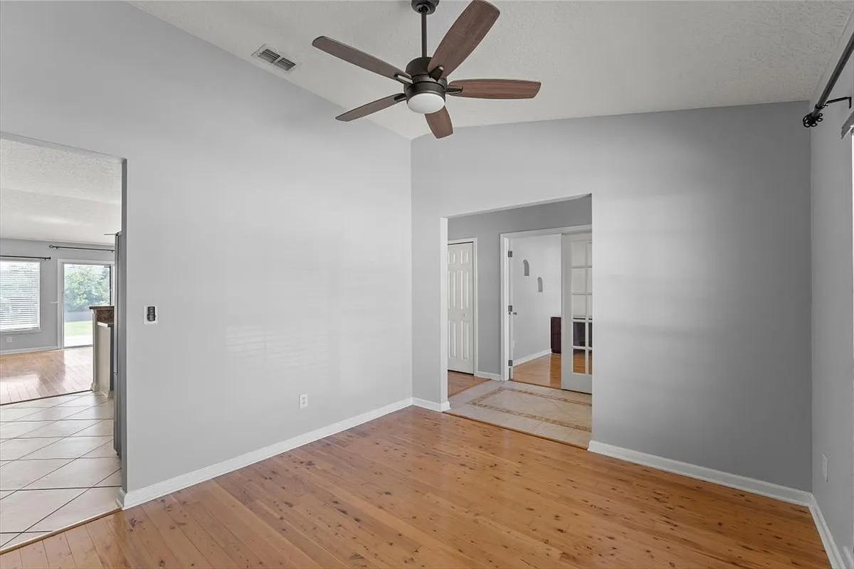3 bed, 1623 sqft, $2,250 — Photo 4