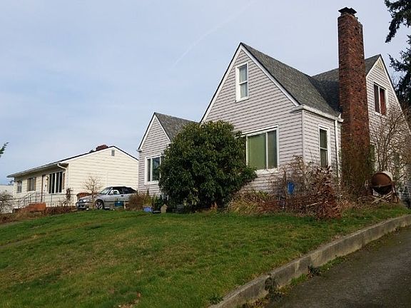 2nd image of 1611 S Grant Ave