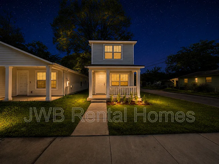1503 W 6th St — Photo 12