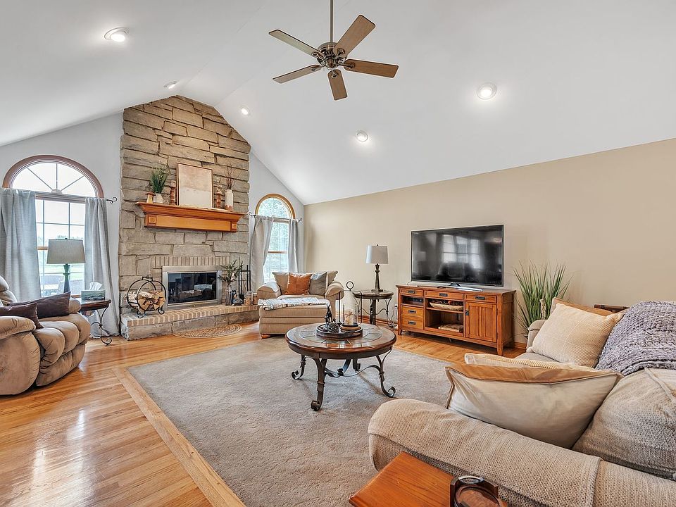 25921 S Creekside Dr, Monee, IL 60449 | Zillow