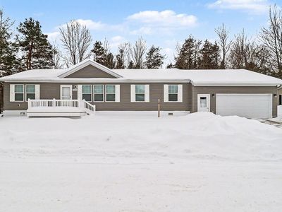 3621 W Woodview Dr, Ludington, MI, 49431
