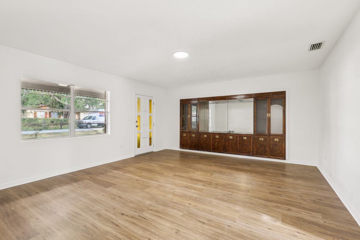 Jasmine Rd-020.jpg