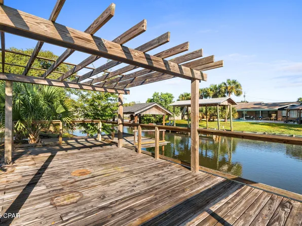 1006 Goose Bayou Rd, Lynn Haven, FL 32444