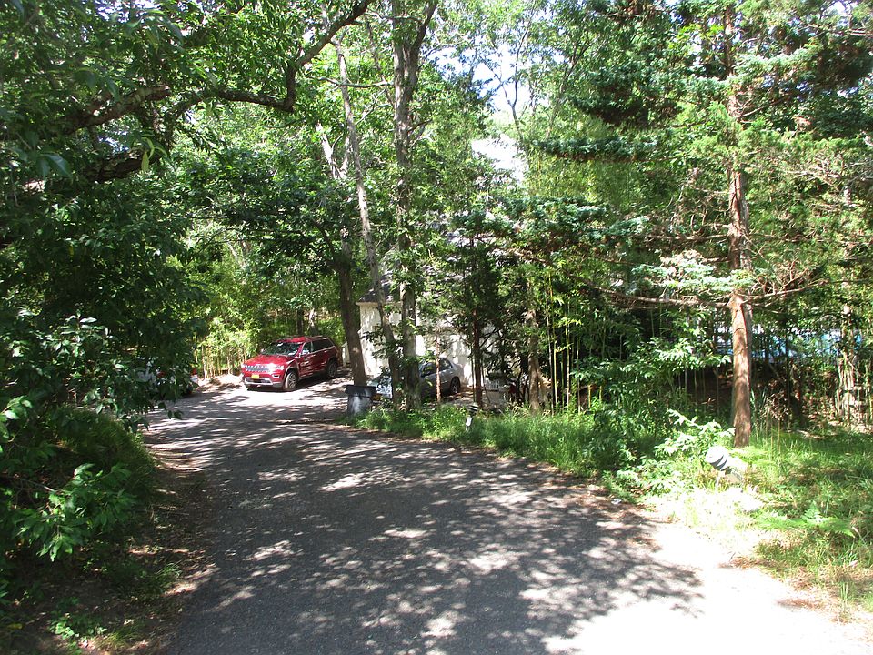 2nd image of 36 Kenwood Rd