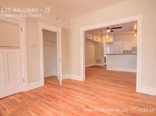 3139 Halliday Ave APT 2E, Saint Louis, MO 63118