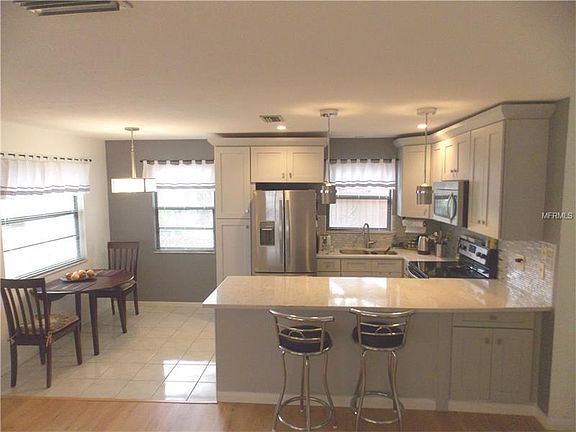 4th image of 4965 91st Ave Unit 20